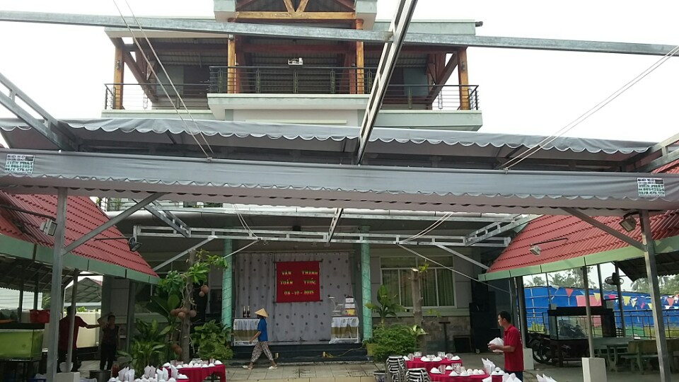 Lắp đặt mái hiên  xếp tại quận Hoàng Mai-Hà Nội